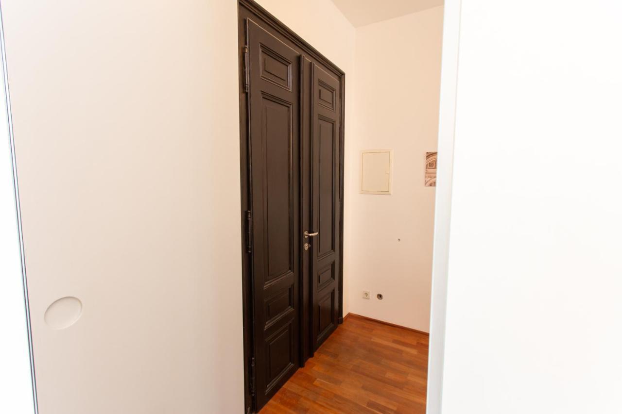 Fullhouse - - M14 - Balcony - Smarttv * Leipzig