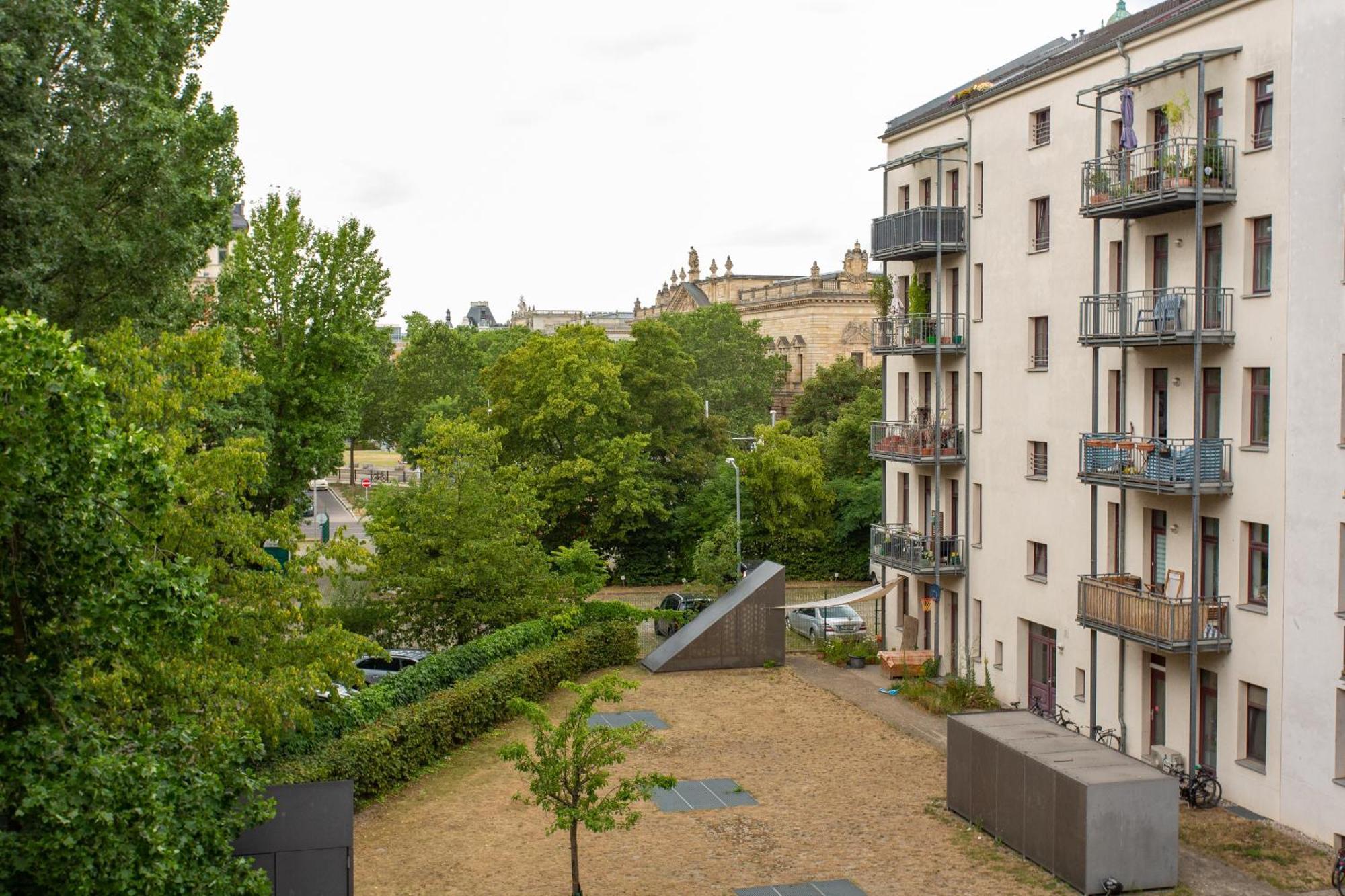 Fullhouse - - M14 - Balcony - Smarttv * Leipzig